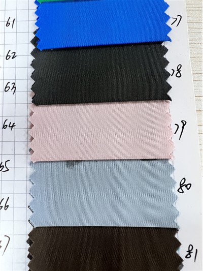 DG-ZQ ZQW222 RPET 150D記憶平紋PU 成分：100%Poly 幅寬：150CM 細節-5